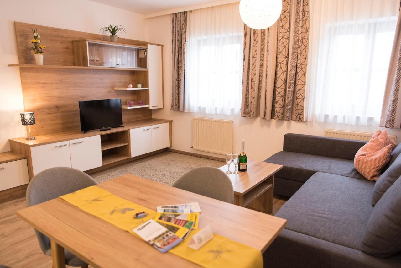 Almtalhotel Appartements In Pettenbach Экстерьер фото