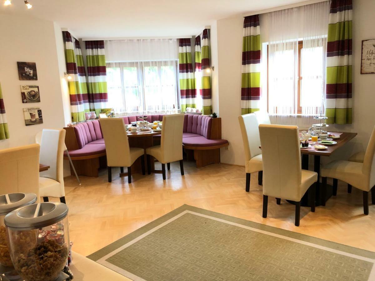 Almtalhotel Appartements In Pettenbach Экстерьер фото